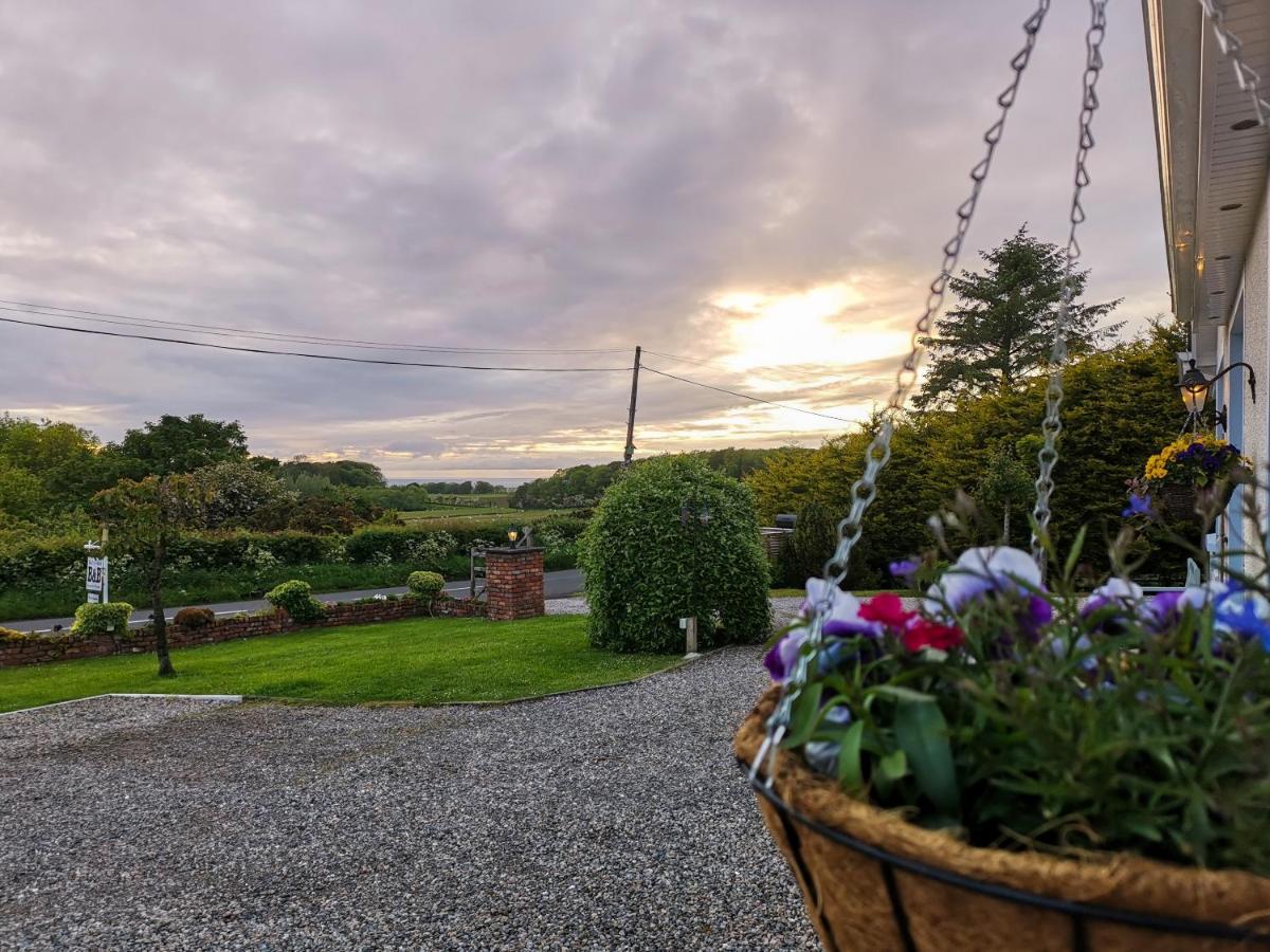 Rest A While Bed and Breakfast Bushmills Exteriör bild